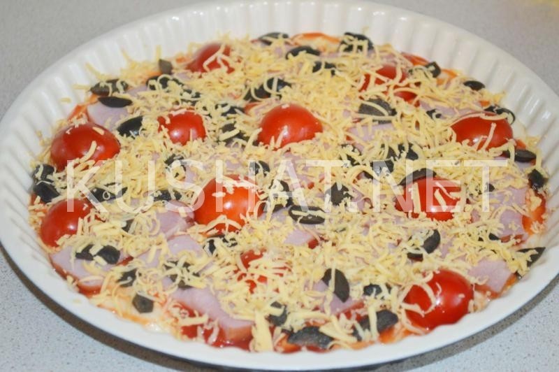 10_пицца с ветчиной, сыром и помидорами