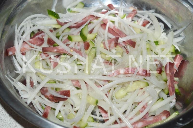 6_салат из редьки с колбасой и огурцами