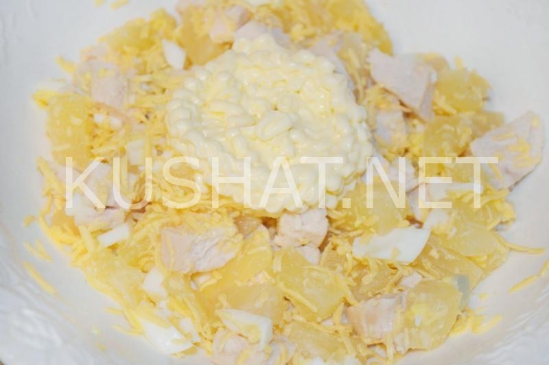 8_салат с курицей, ананасами и сыром