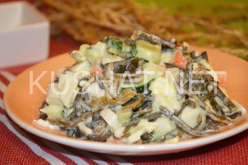 10_салат из морской капусты с крабовыми палочками и яйцом