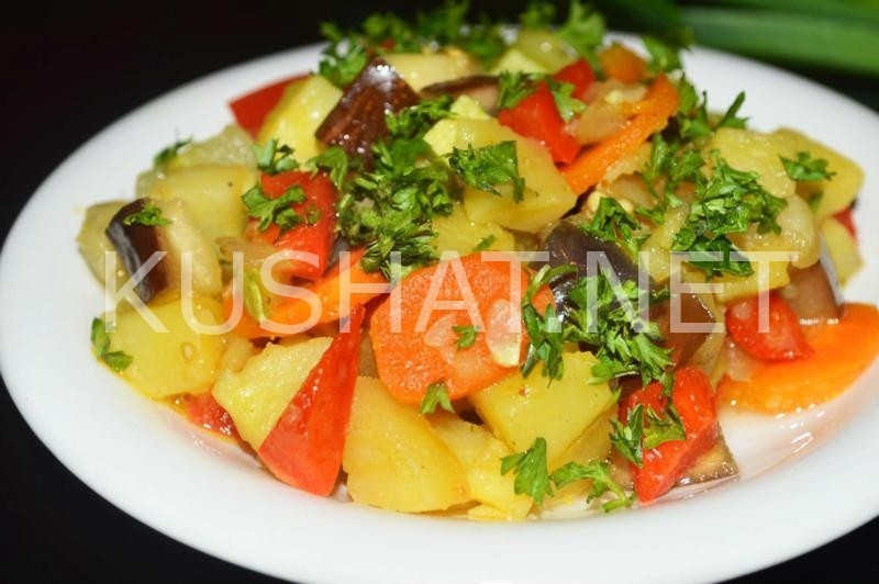 12_овощное рагу с картошкой, баклажанами и кабачками