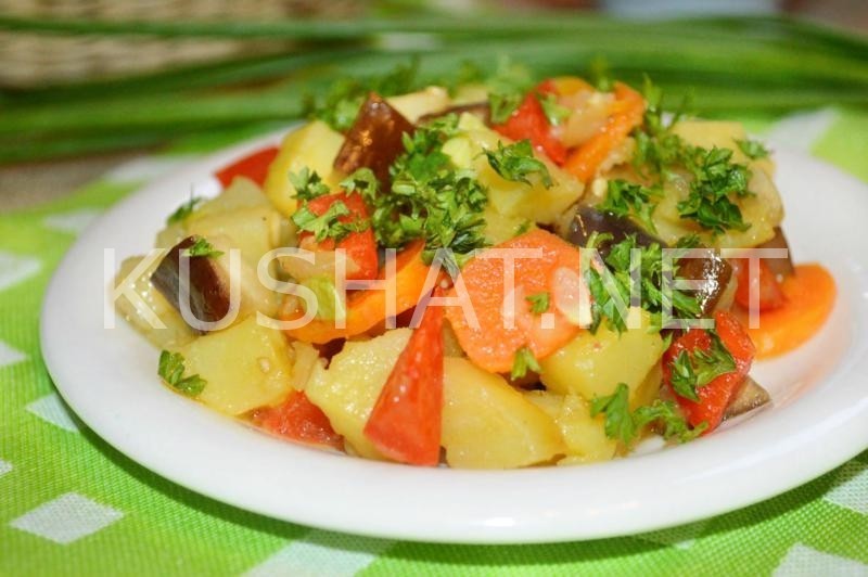 13_овощное рагу с картошкой, баклажанами и кабачками