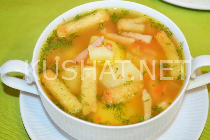 17_гороховый суп с копченостями и сухариками