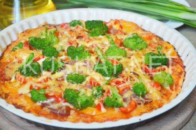 12_пицца с брокколи, колбасой и сыром