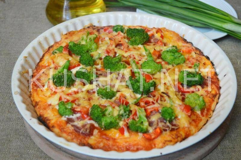 14_пицца с брокколи, колбасой и сыром