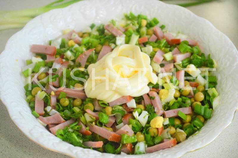10_салат с ветчиной, горошком и зеленым луком