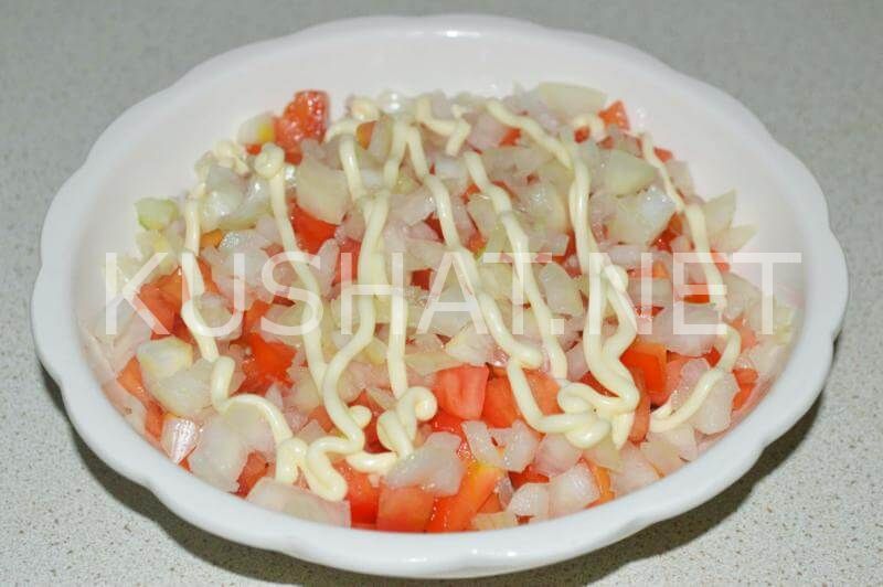 7_салат с копченой рыбой, помидорами и сыром