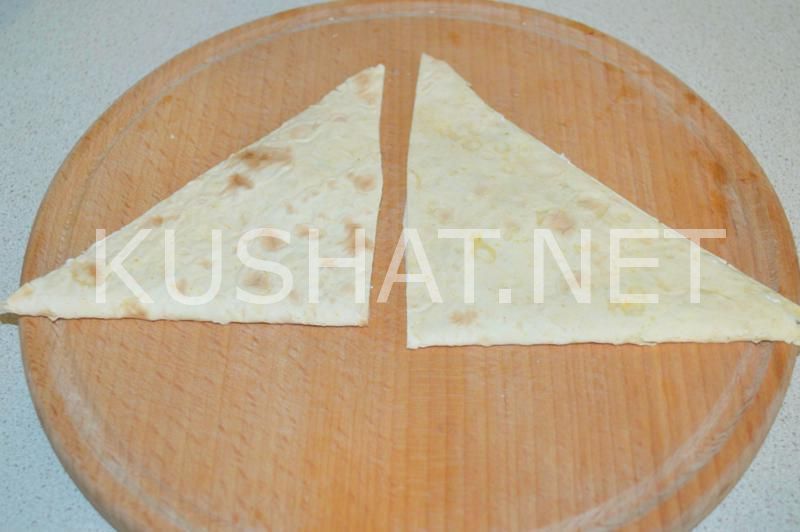 8_треугольники из лаваша с сыром