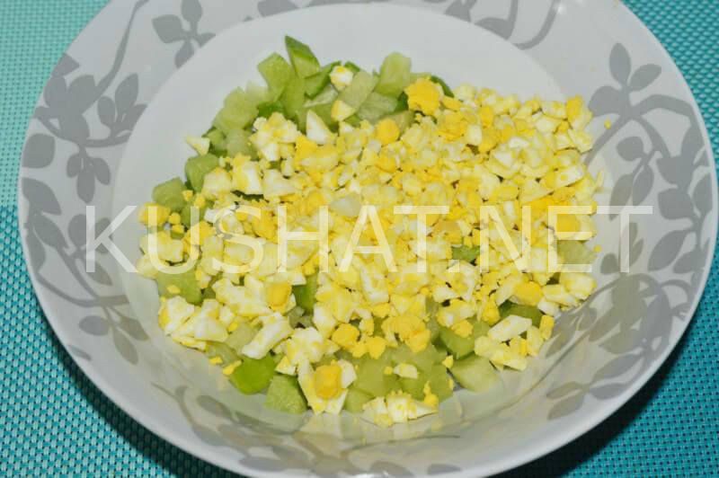 3_салат из зеленой редьки с кукурузой