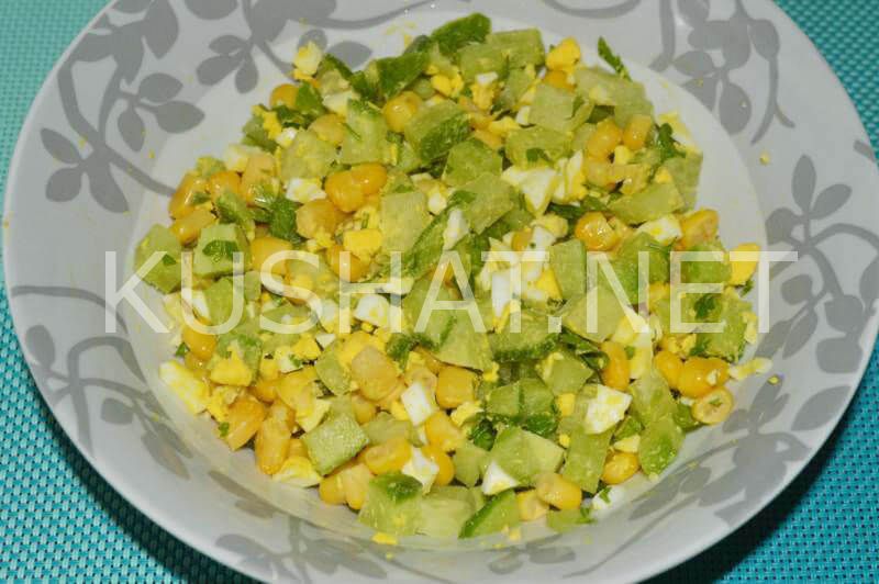 6_салат из зеленой редьки с кукурузой