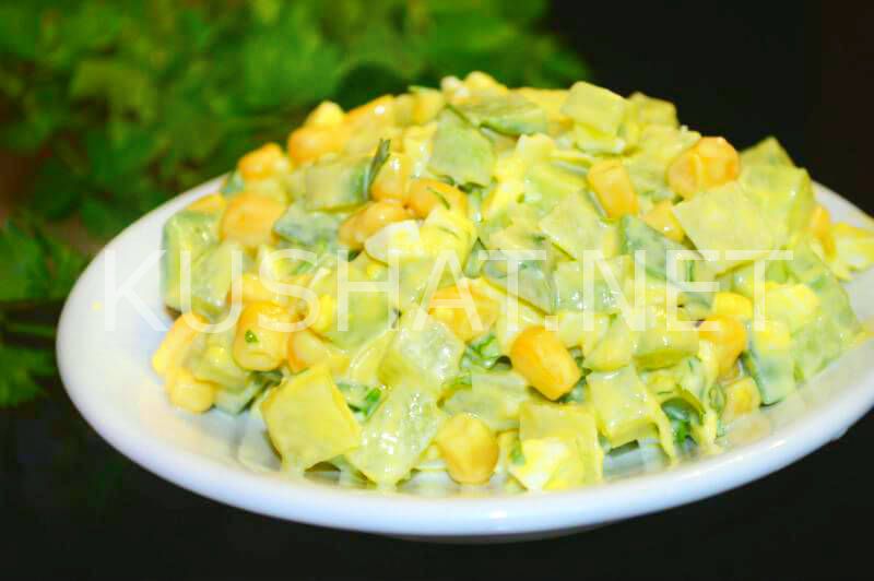 9_салат из зеленой редьки с кукурузой