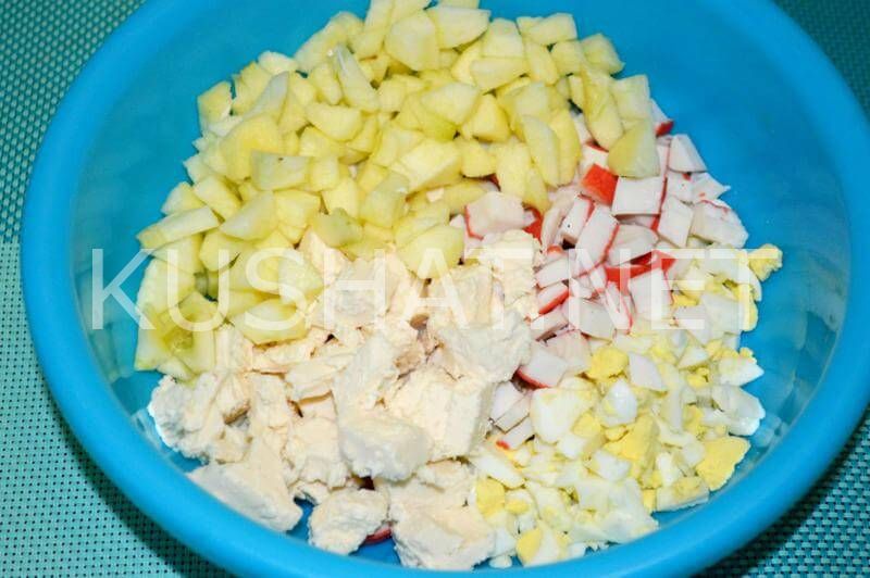 5_салат с крабовыми палочками, яблоком и сыром