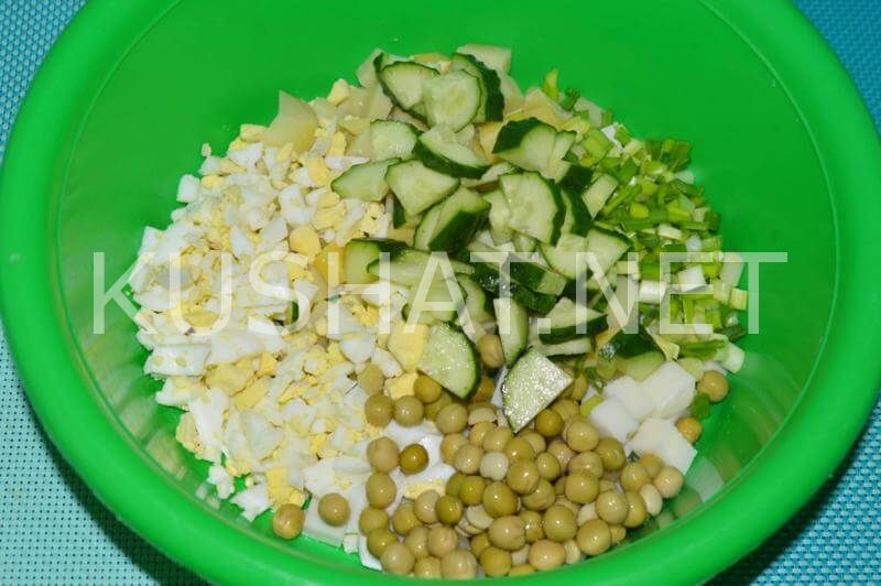 7_салат со шпинатом, огурцами, картошкой и горошком
