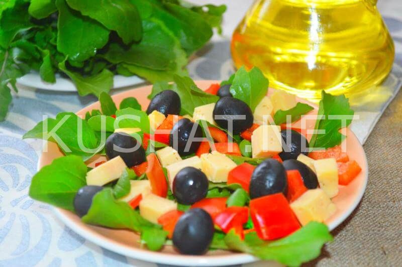 8_салат с рукколой, маслинами и сыром