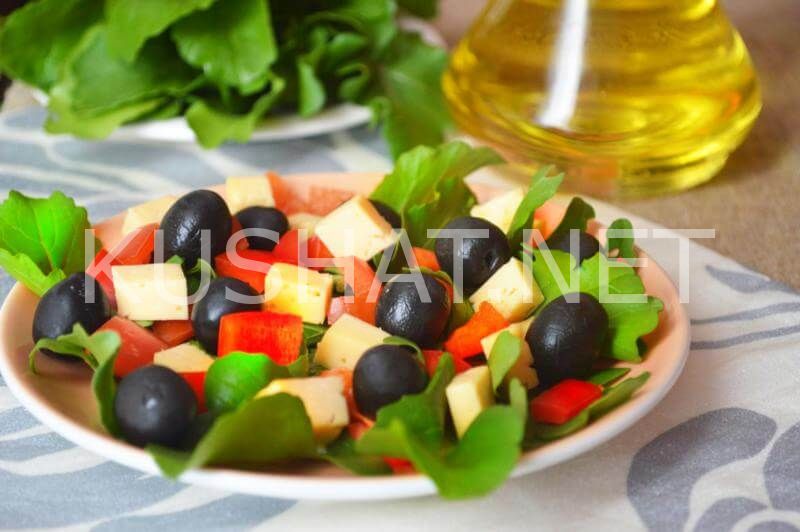 9_салат с рукколой, маслинами и сыром