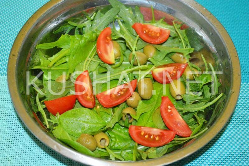 3_салат с рукколой и помидорами черри