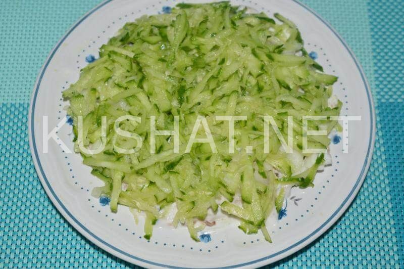 13_слоеный салат со шпротами и сыром