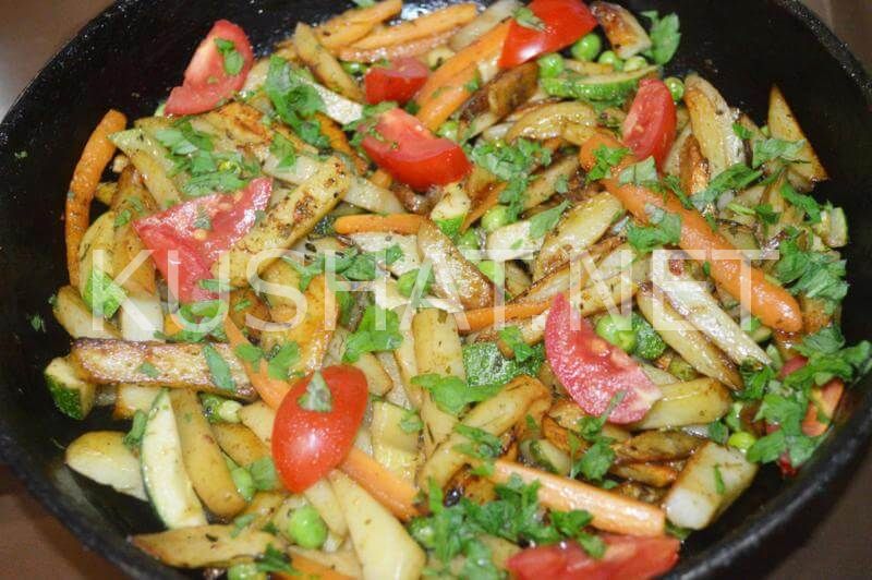 11_овощное рагу с кабачками, картошкой, помидорами и горошком