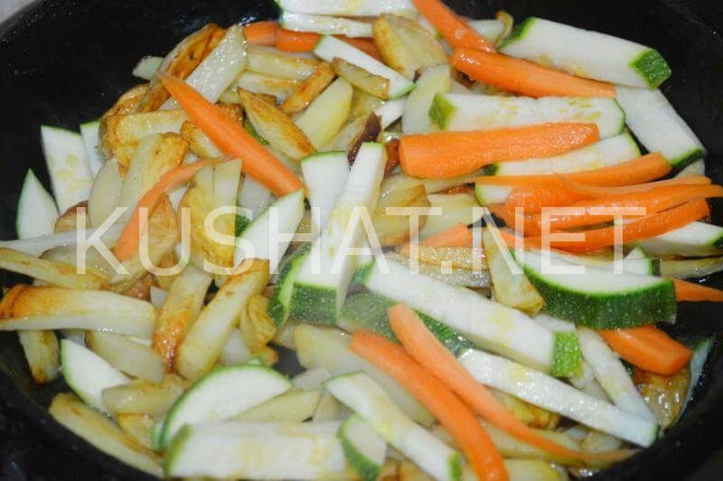 8_овощное рагу с кабачками, картошкой, помидорами и горошком