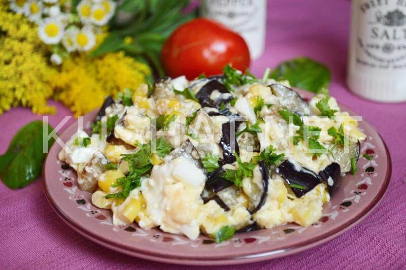 12_салат с баклажанами, сыром и кукурузой