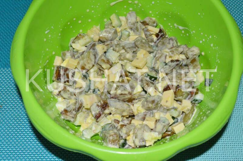 10_салат из баклажанов с огурцами и сыром