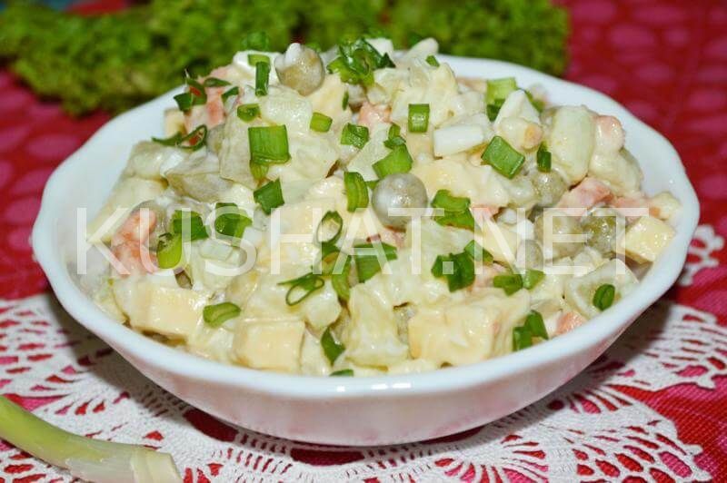 12_картофельный салат с зеленым горошком и сыром