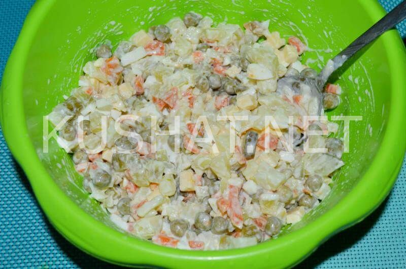 9_картофельный салат с зеленым горошком и сыром