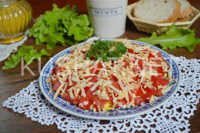 11_слоеный салат с крабовыми палочками и помидорами