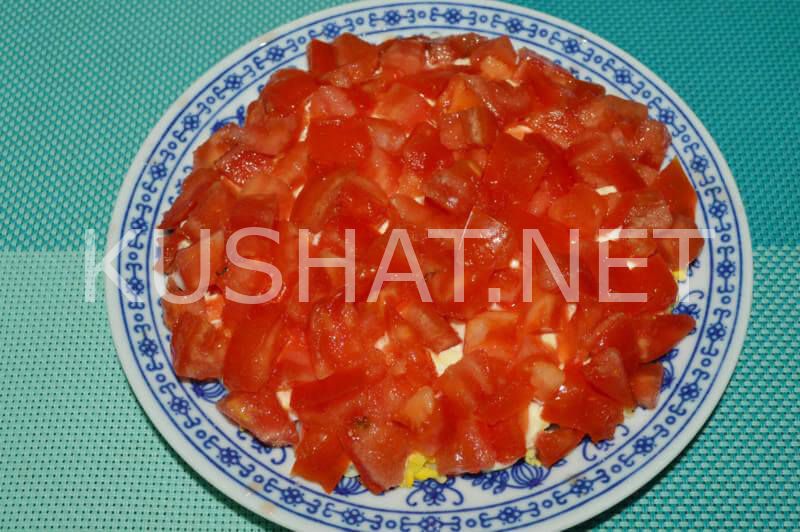 9_слоеный салат с крабовыми палочками и помидорами